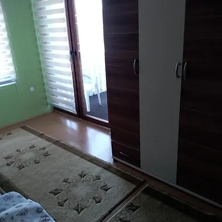 Ne Koristi Se Casa de hóspedes